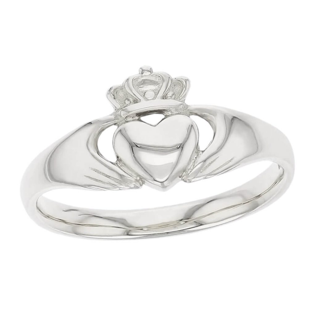 medium ladies silver claddagh ring