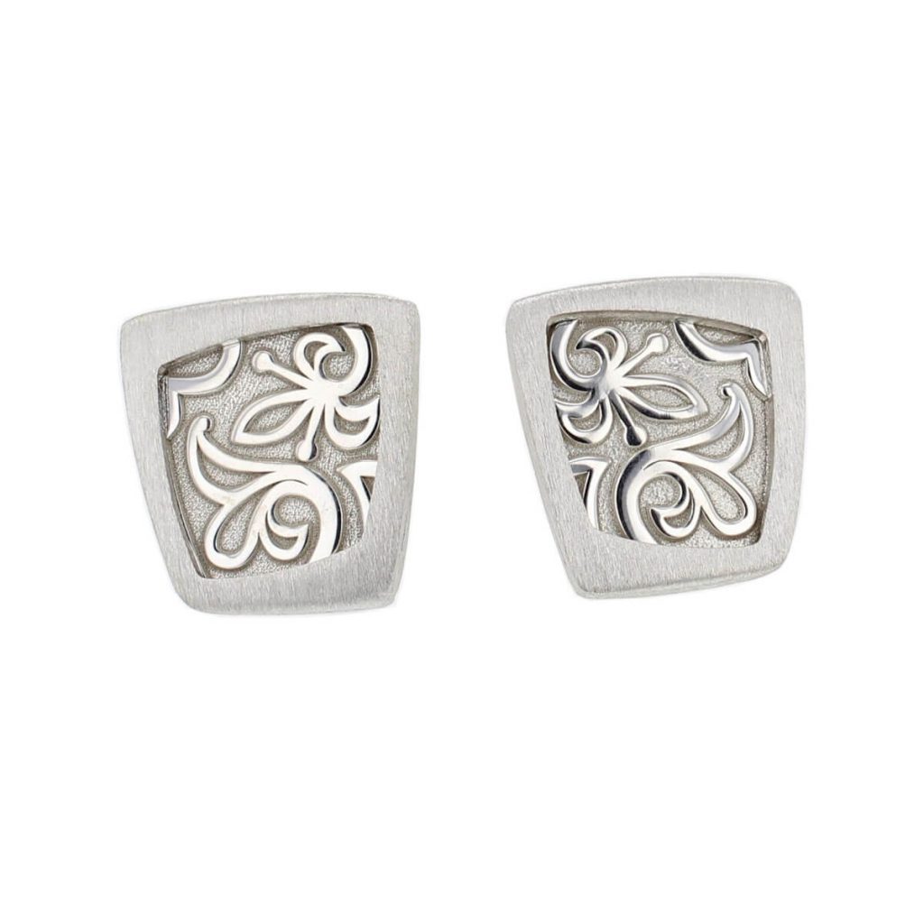 Galloglas Fleur silver stud earrings