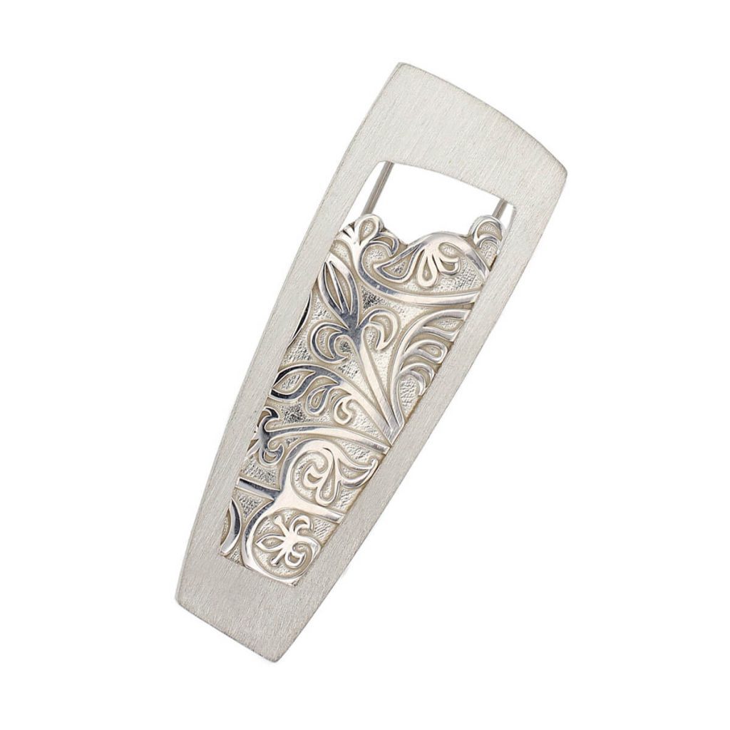 Galloglas Fleur sterling silver brooch