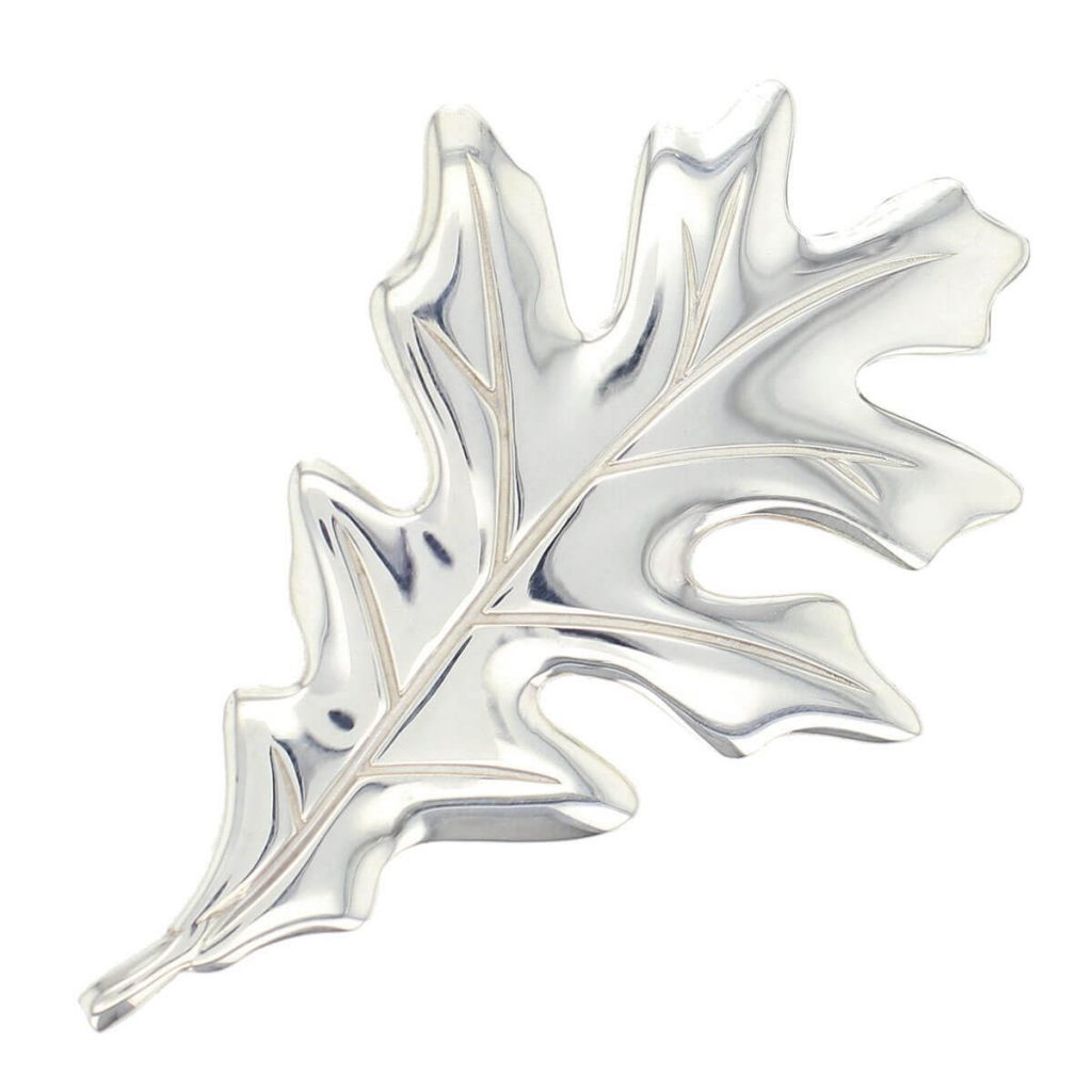 Faller silver oak leaf brooch front view