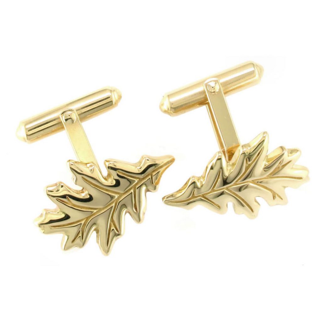 18ct yellow gold oak leaf cufflinks, side view showing 18ct yellow gold fittings