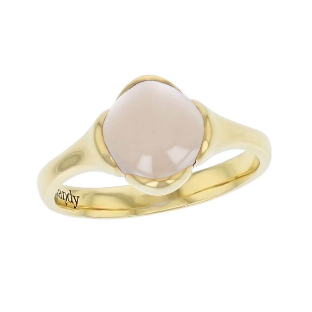 18ct yellow gold cushion cut cabochon rose quartz gemstone Kandy dress ring