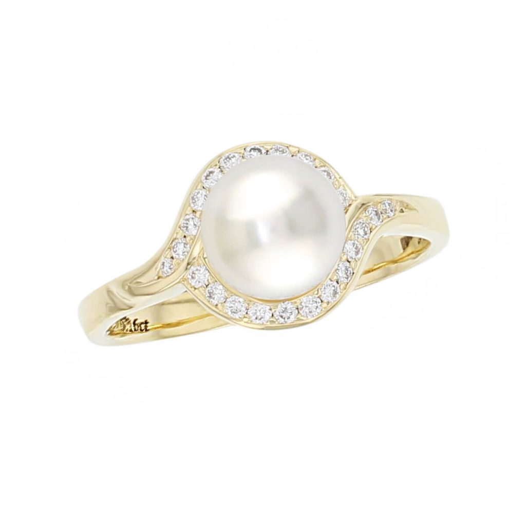 Akoya pearl & diamond 18ct yellow gold ladies dress ring