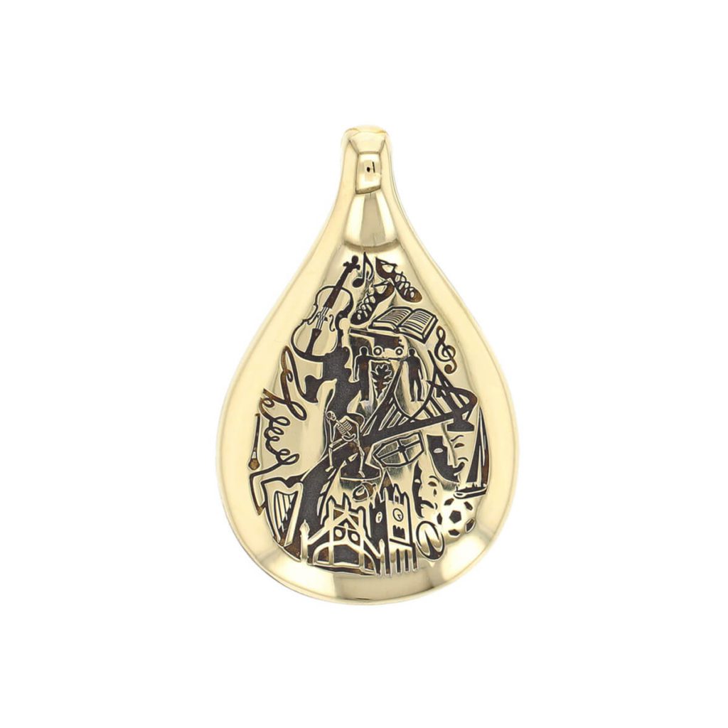 18ct yellow gold drop of derry pendant