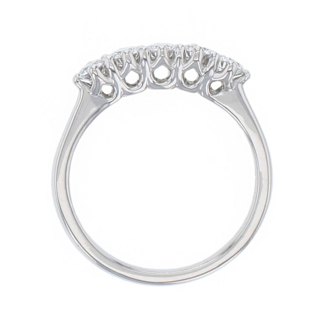 5 Claw Set Diamond Platinum Ring