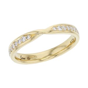 pinched 18ct yellow gold ladies round brilliant cut diamond wedding ring, eternity ring, personalised engraving, court profile, comfort fit, precious jewellery by Faller of Derry/ Londonderry, jewelry, graduated grainset