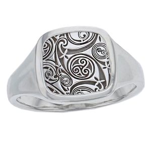 irish ring, celtic ring, mens ring, patterned dress ring, silver signet dress ring, designed & handcrafted by Faller of Derry/ Londonderry, personalised engraving, precious jewellery, jewelry