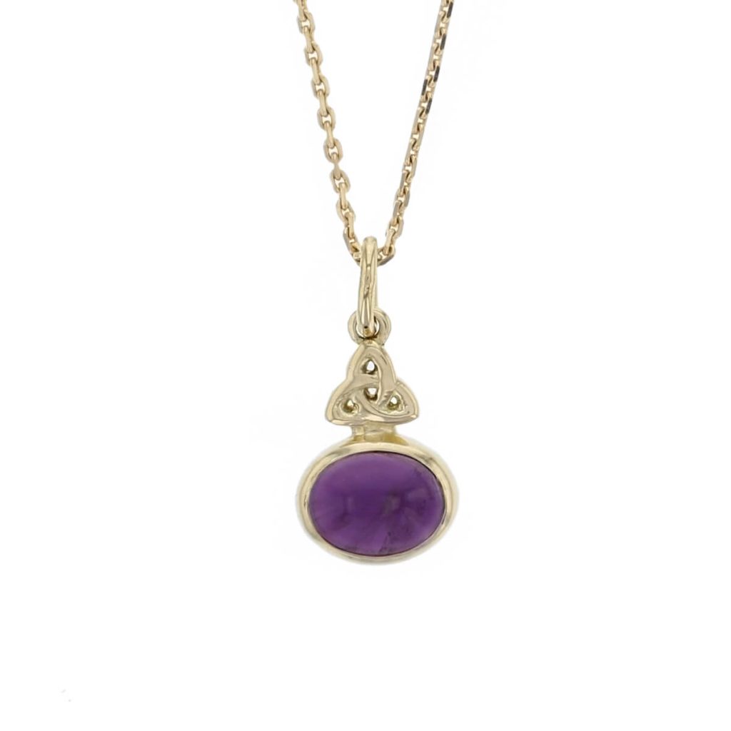 Cabochon amethyst 18ct yellow gold pendant, Celtic knot detail