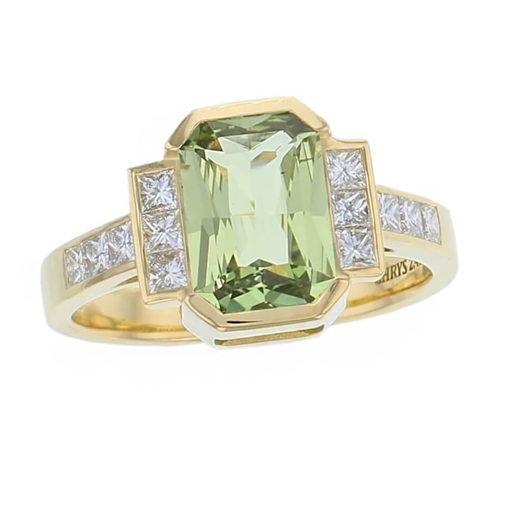light green octagon cut chrysoberyl gem and princess cut diamond multistone 18ct yellow gold ring, top view