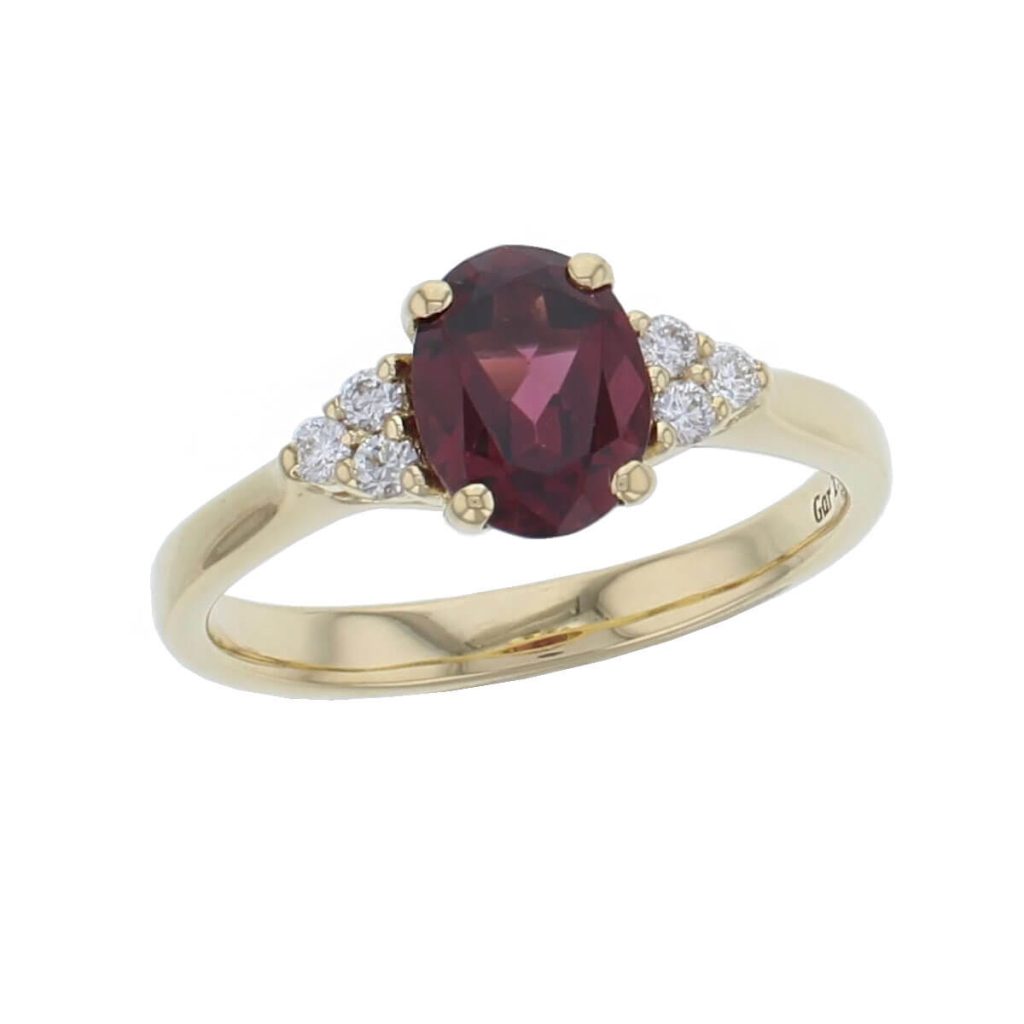 Garnet & Diamond 18ct Yellow Gold Shoulder set Ring
